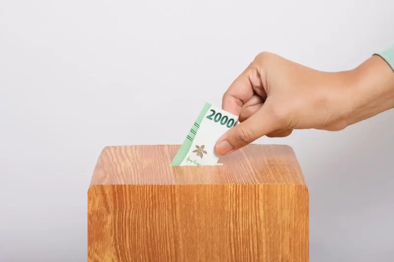 8 Keajaiban Sedekah di Saat Sulit yang Kamu Harus Tahu!